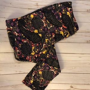 LulaRoe Tall and Curvy Leggings. Never worn.